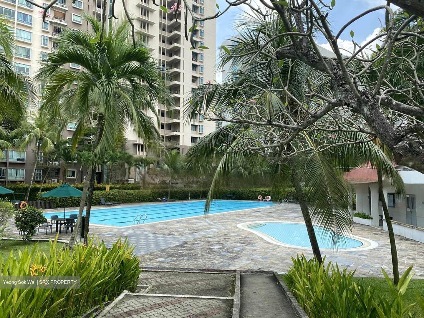 Lakepoint Condominium (D22), Condominium #562230191